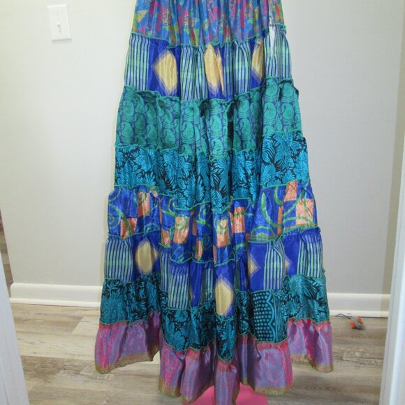 Wevez 7 Layer Tribal Skirt w/Easel Voile Cami Top Sz M NWT - Picture 10 of 14